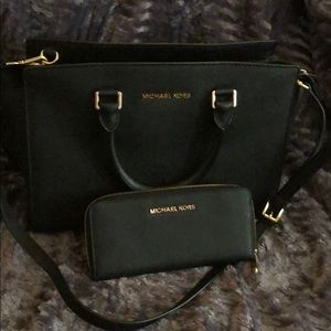 Michael Kors saffiano tote and wallet combo SELMA